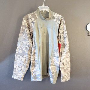 NWT Shirt Top Military - Combat Non - FR MASSIF L